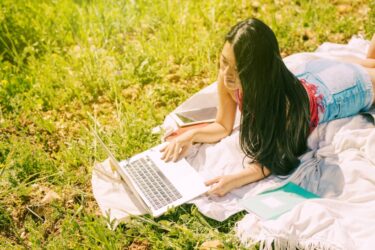 お金がない人も海外移住ができる！安い費用で実現する秘訣と現地の収入事情